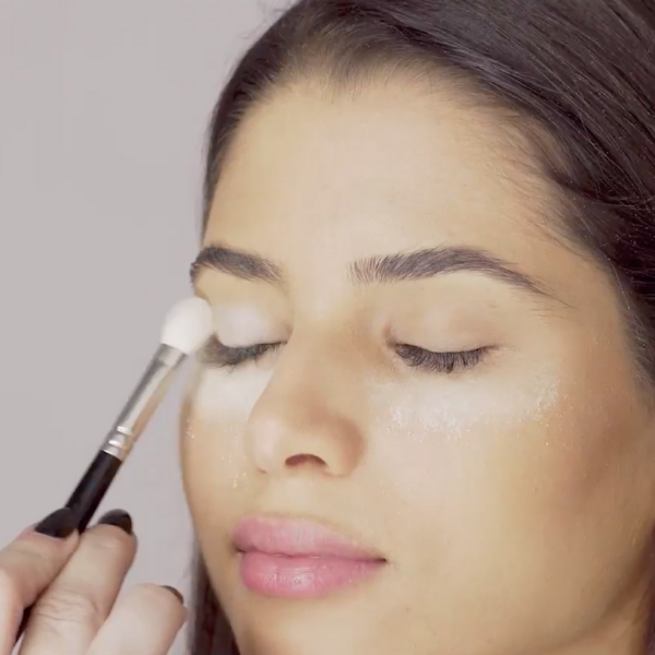 Still from the tutorial video showing step 1 of the Avon smoky eye