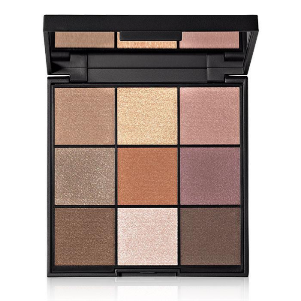 Open compact of Cashmere Eyeshadow Quad in the shade "Essential", against a white background