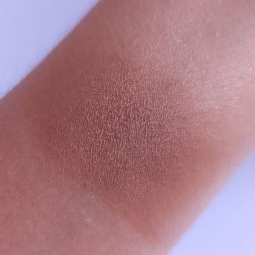 Arm swatch showing the color of Avon's Match Bronze Scuplting Powder in the shade Deep Bronze